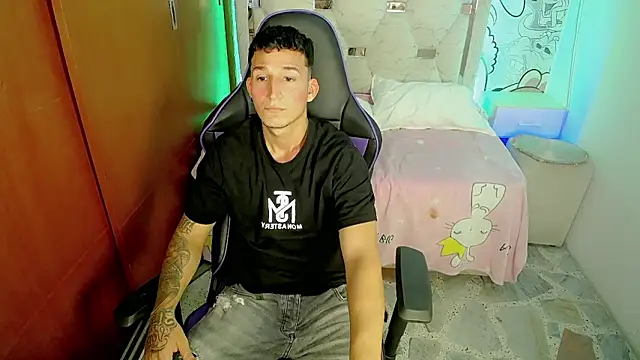 Dmitryy  online show from 25, 2, 2026