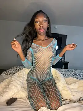 Snapshot of Loopsies chatting on 7, 4, 2026 Loopsies online show from 7, 4, 2026