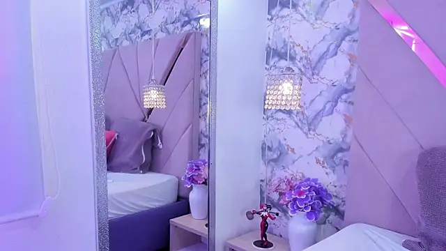 violetaluxx online show from 9, 4, 2026