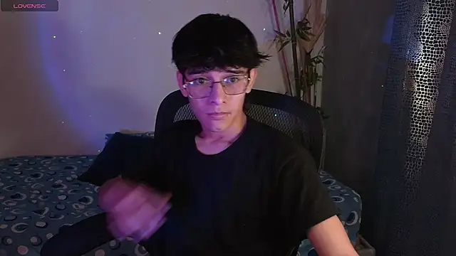 Snapshot of noah_millerx chatting on 28, 2, 2026 noah millerx online show from 28, 2, 2026