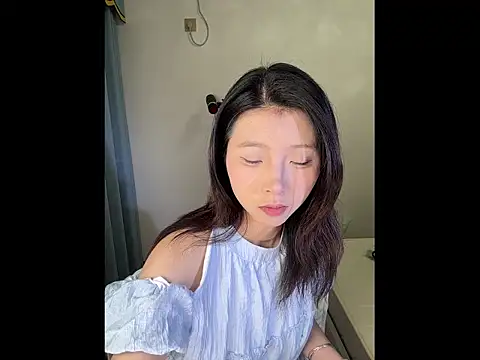 Y--F--LOVE online show from 31, 3, 2026