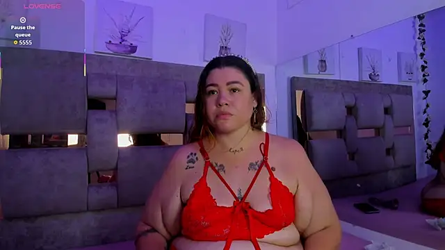 cat violet  online show from 5, 3, 2026