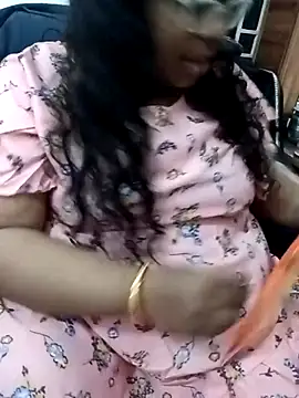 Snapshot of deepika-mallus chatting on 14, 3, 2026 deepika-mallus online show from 14, 3, 2026