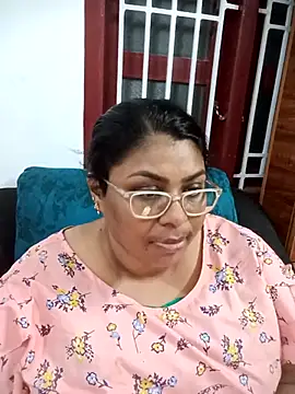 Snapshot of deepika-mallus chatting on 15, 3, 2026 deepika-mallus online show from 15, 3, 2026