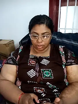 Snapshot of deepika-mallus chatting on 21, 3, 2026 deepika-mallus online show from 21, 3, 2026