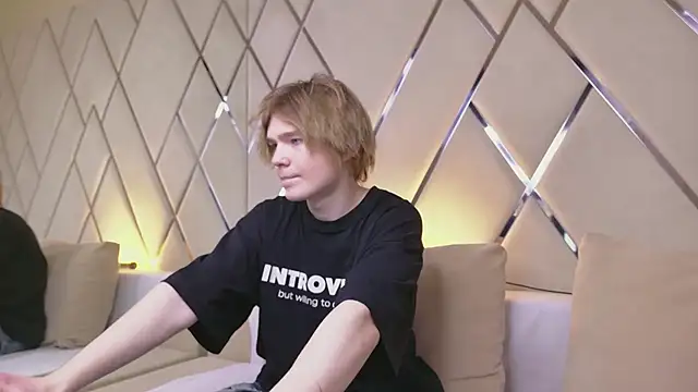 Snapshot of OrsoneRockingham chatting on 28, 2, 2026 OrsoneRockingham online show from 28, 2, 2026