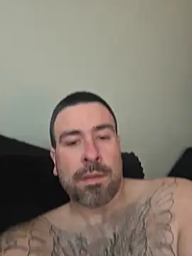 Biggbaddwulf7 online show from 9, 3, 2026