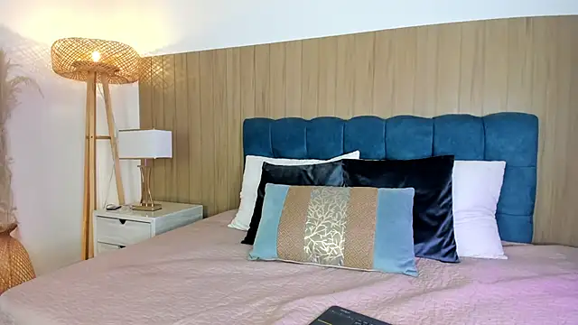 Snapshot of missprada_ chatting on 1, 4, 2026 missprada online show from 1, 4, 2026