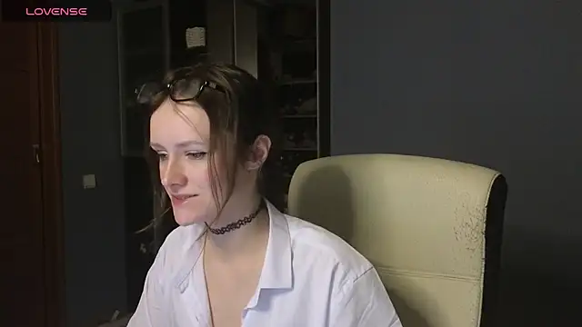 Snapshot of Tender_Swan chatting on 13, 3, 2026 Tender Swan online show from 13, 3, 2026