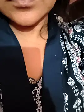 MUSKAN 786786- online show from 28, 2, 2026