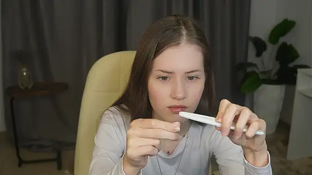 Snapshot of OdiIiaChavarria chatting on 5, 3, 2026 OdiIiaChavarria online show from 5, 3, 2026