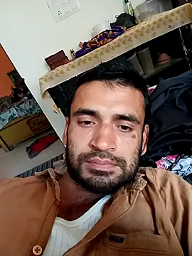 Snapshot of gauravsexy chatting on 3, 3, 2026 gauravsexy online show from 3, 3, 2026