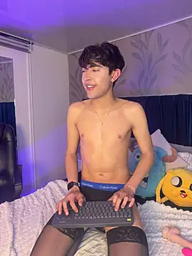 MatthewMoore  online show from 4, 3, 2026