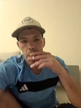 hulllad40 online show from 7, 3, 2026