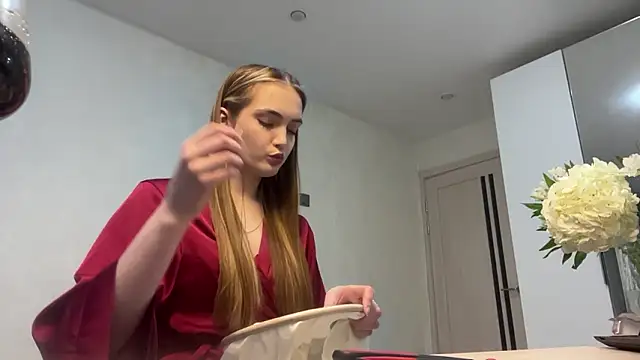 Angela Rosssee online show from 12, 3, 2026