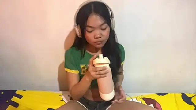 Snapshot of LynneCharley chatting on 14, 3, 2026 LynneCharley online show from 14, 3, 2026