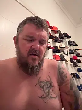 Snapshot of bigbear345k chatting on 8, 3, 2026 bigbear345k online show from 8, 3, 2026