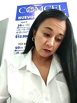 Snapshot of Luna--7 chatting on 7, 3, 2026 Luna--7 online show from 7, 3, 2026