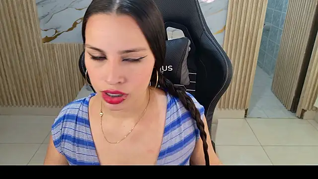 Akari 21 online show from 6, 3, 2026