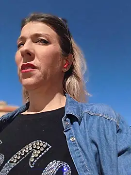 ManuelaX online show from 23, 2, 2026