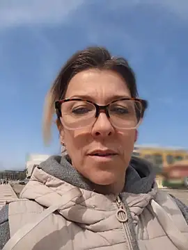 ManuelaX online show from 1, 3, 2026