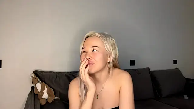 kira jade online show from 9, 3, 2026