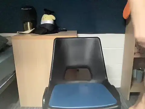 Snapshot of hoppyhops chatting on 8, 3, 2026 hoppyhops online show from 8, 3, 2026