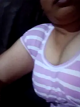 Snapshot of brinda_khanna chatting on 14, 3, 2026 brinda khanna online show from 14, 3, 2026