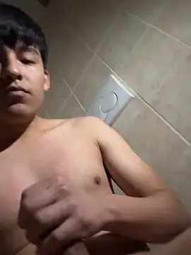 Snapshot of uunico22anni chatting on 14, 3, 2026 uunico22anni online show from 14, 3, 2026