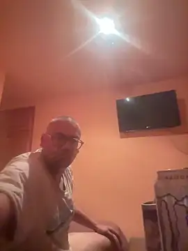 Snapshot of mrweed26 chatting on 9, 3, 2026 mrweed26 online show from 9, 3, 2026