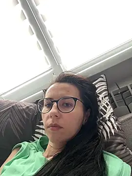 Snapshot of Oliviyaa_kiss_ chatting on 20, 3, 2026 Oliviyaa kiss online show from 20, 3, 2026