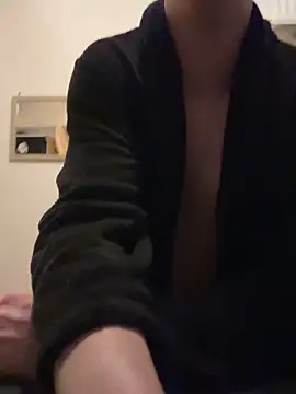 Snapshot of maniackle chatting on 10, 3, 2026 maniackle online show from 10, 3, 2026