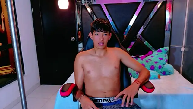 Tigger Collins online show from 17, 3, 2026