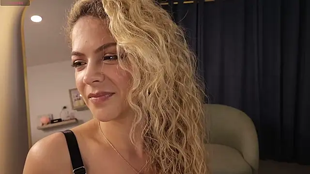 Snapshot of _Velora chatting on 21, 3, 2026 Velora online show from 21, 3, 2026