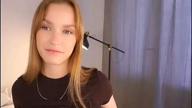 Snapshot of HellenSlavis chatting on 17, 3, 2026 HellenSlavis online show from 17, 3, 2026