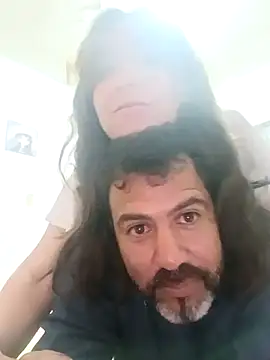 Couple4039 online show from 13, 3, 2026