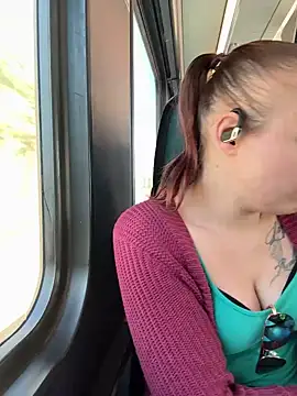 YoungLoreena online show from 20, 3, 2026