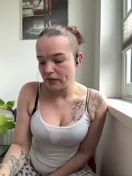 YoungLoreena online show from 21, 3, 2026