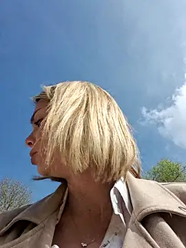 Snapshot of Madame-Monsieur-X chatting on 22, 3, 2026 Madame-Monsieur-X online show from 22, 3, 2026