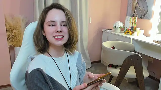 CrystaLeah online show from 16, 3, 2026