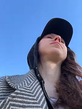 Snapshot of PurrLure chatting on 21, 3, 2026 PurrLure online show from 21, 3, 2026