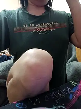 Snapshot of Lesichka_mi chatting on 17, 3, 2026 Lesichka mi online show from 17, 3, 2026