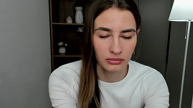 Snapshot of CarrieAndzulis chatting on 21, 3, 2026 CarrieAndzulis online show from 21, 3, 2026