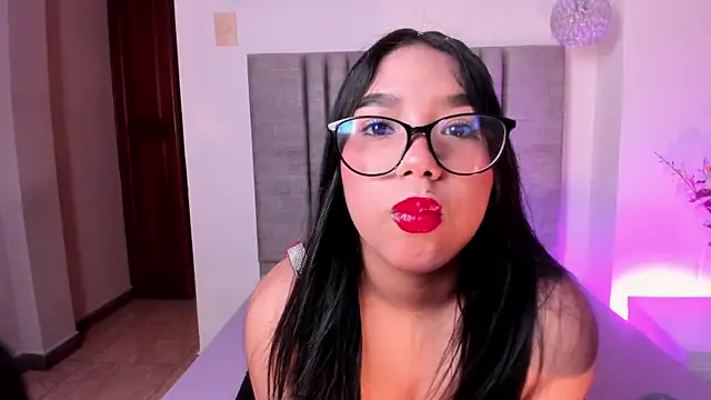 Snapshot of JuliethDior chatting on 20, 3, 2026 JuliethDior online show from 20, 3, 2026