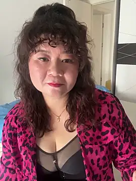 juzi198 online show from 10, 4, 2026