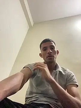 Snapshot of cool_guy_1 chatting on 21, 3, 2026 cool guy 1 online show from 21, 3, 2026