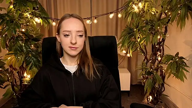 Snapshot of GertrudeWilson chatting on 23, 3, 2026 GertrudeWilson online show from 23, 3, 2026