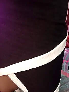 Snapshot of 9t_Swag chatting on 27, 3, 2026 9t Swag online show from 27, 3, 2026