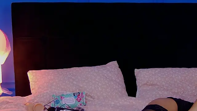 SiennaChantal online show from 29, 3, 2026