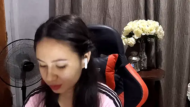 Snapshot of SeleneChiang chatting on 22, 3, 2026 SeleneChiang online show from 22, 3, 2026